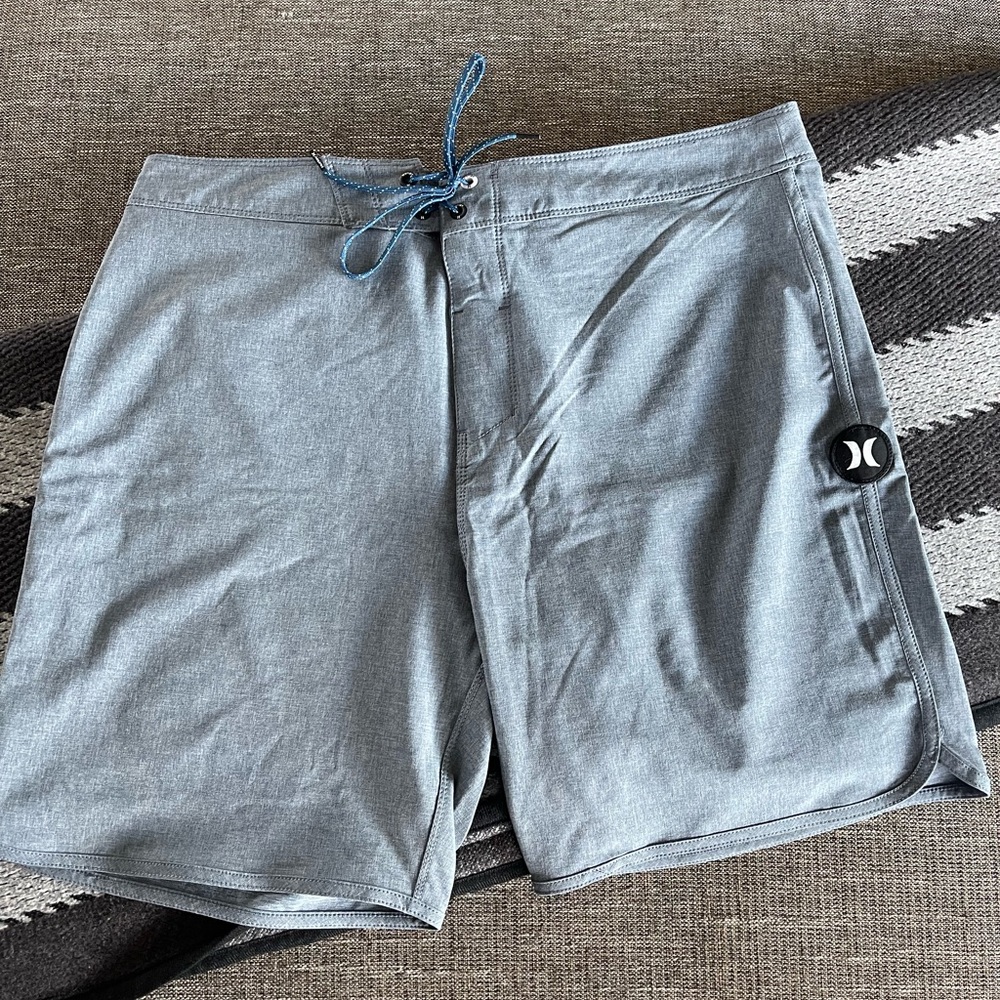 HURLEY board shorts truck swimsuit men’s size 33